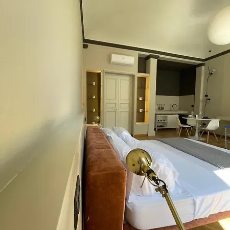 アパート Duomo 12 モデナ