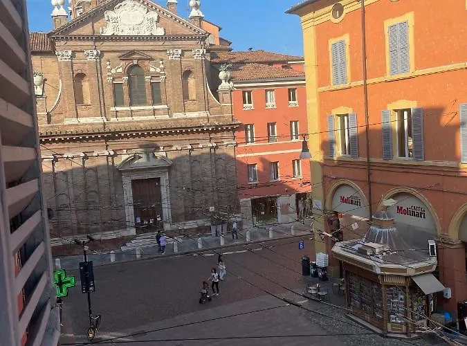 Apartment Duomo 12 *